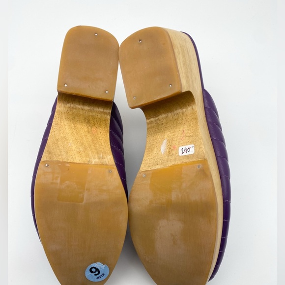 BEKLINA Ribbed Clogs - Picture 6 of 6